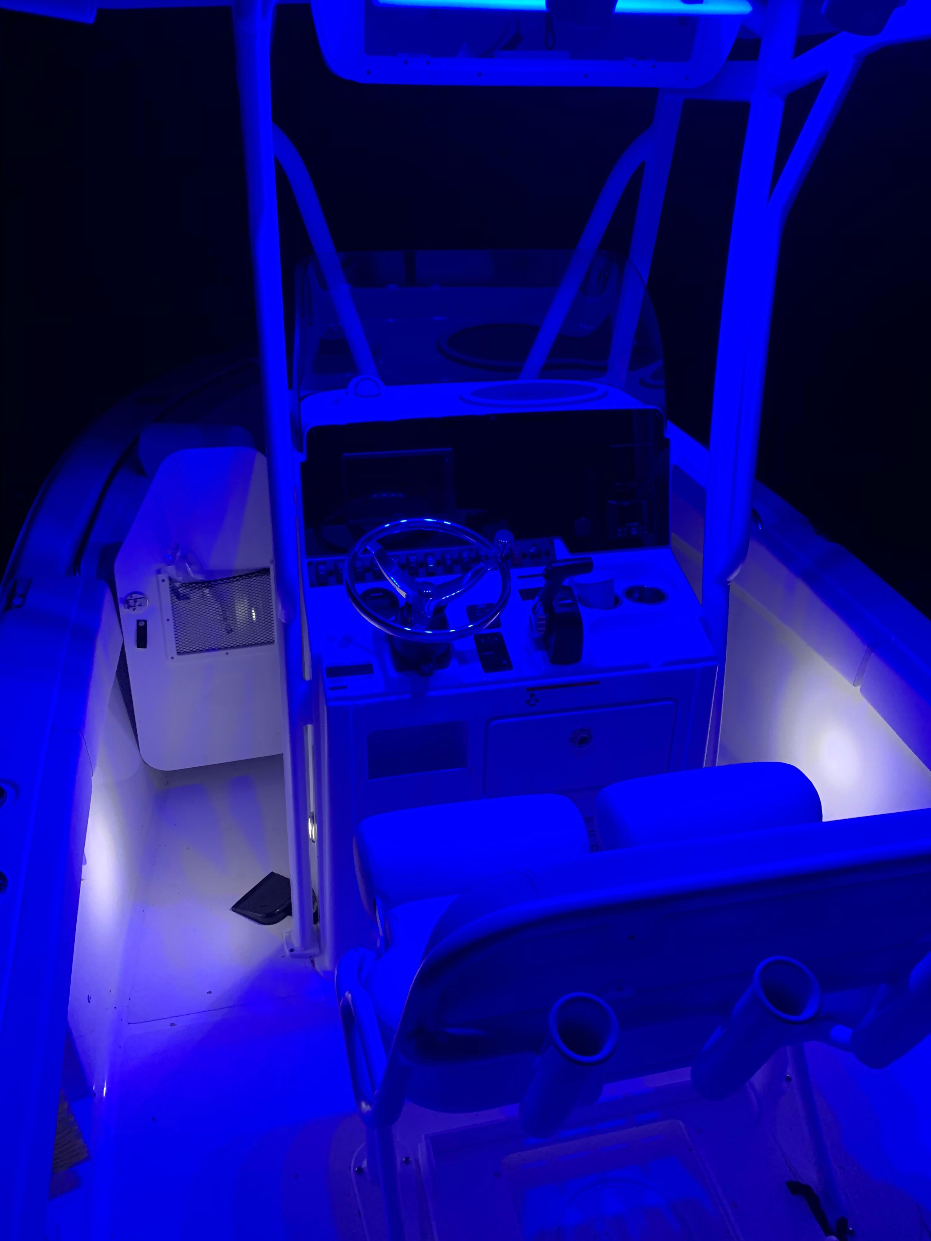 2020 Sea Hunt Ultra 211