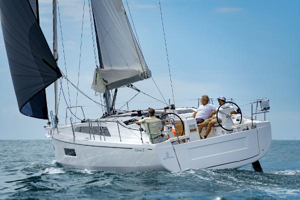 2025 Beneteau Oceanis 37.1