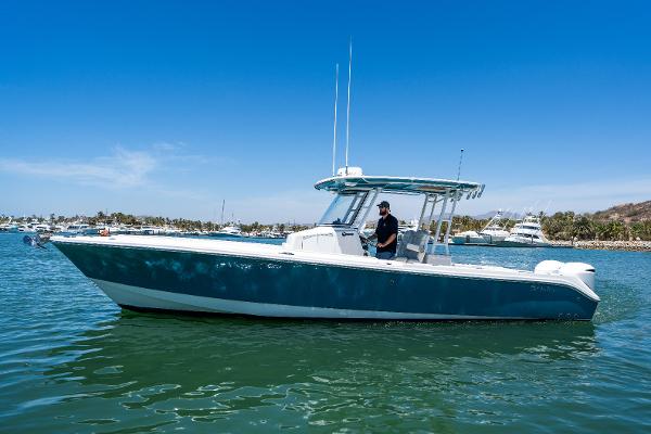 2020 Edgewater 320CC