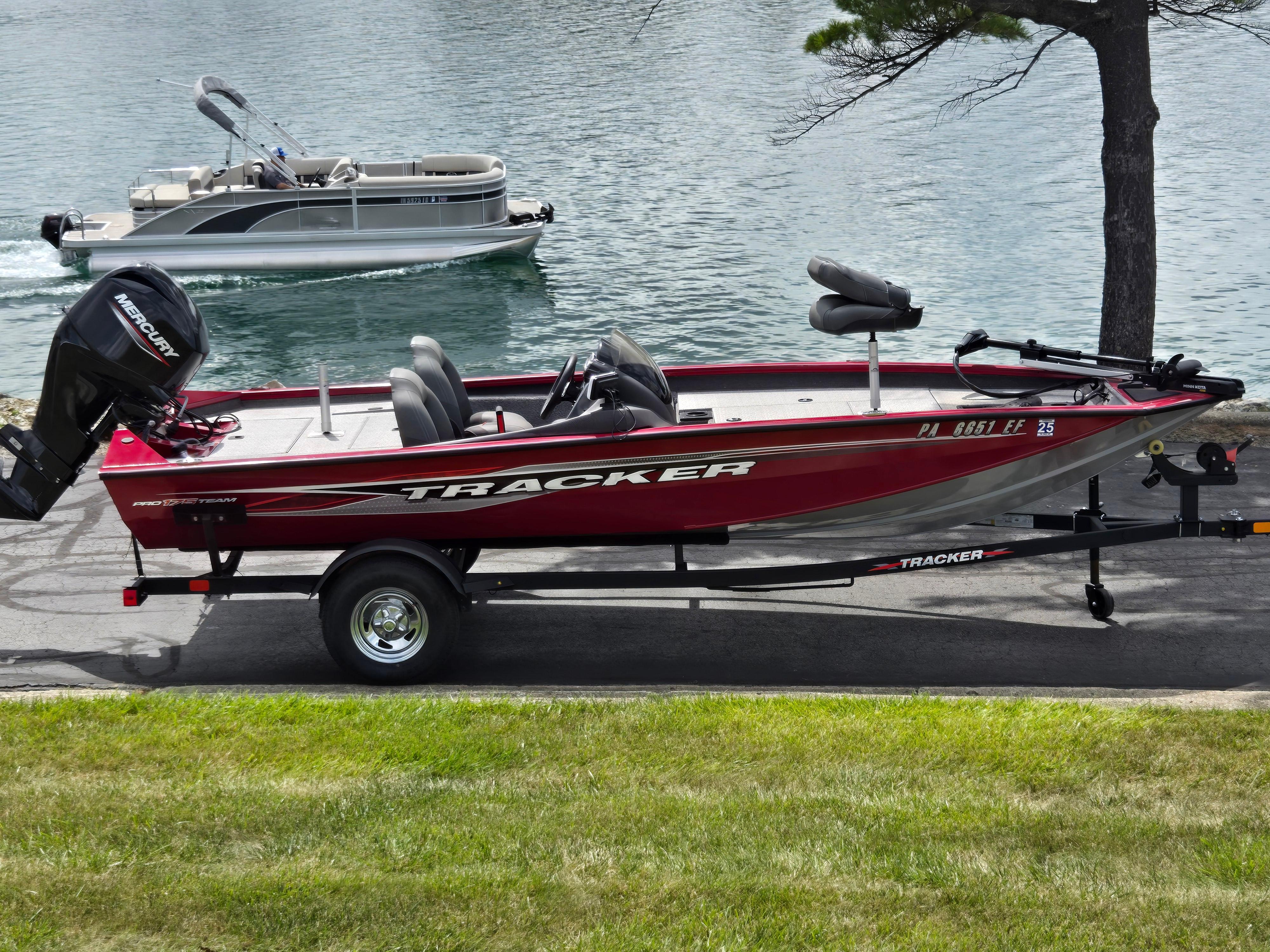 2024 Tracker Pro Team 175 TXW