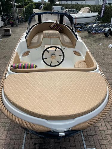 Oud Huijzer 575 Luxury demo inc ligplaats