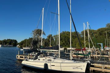 2008 Beneteau Oceanis Clipper 323