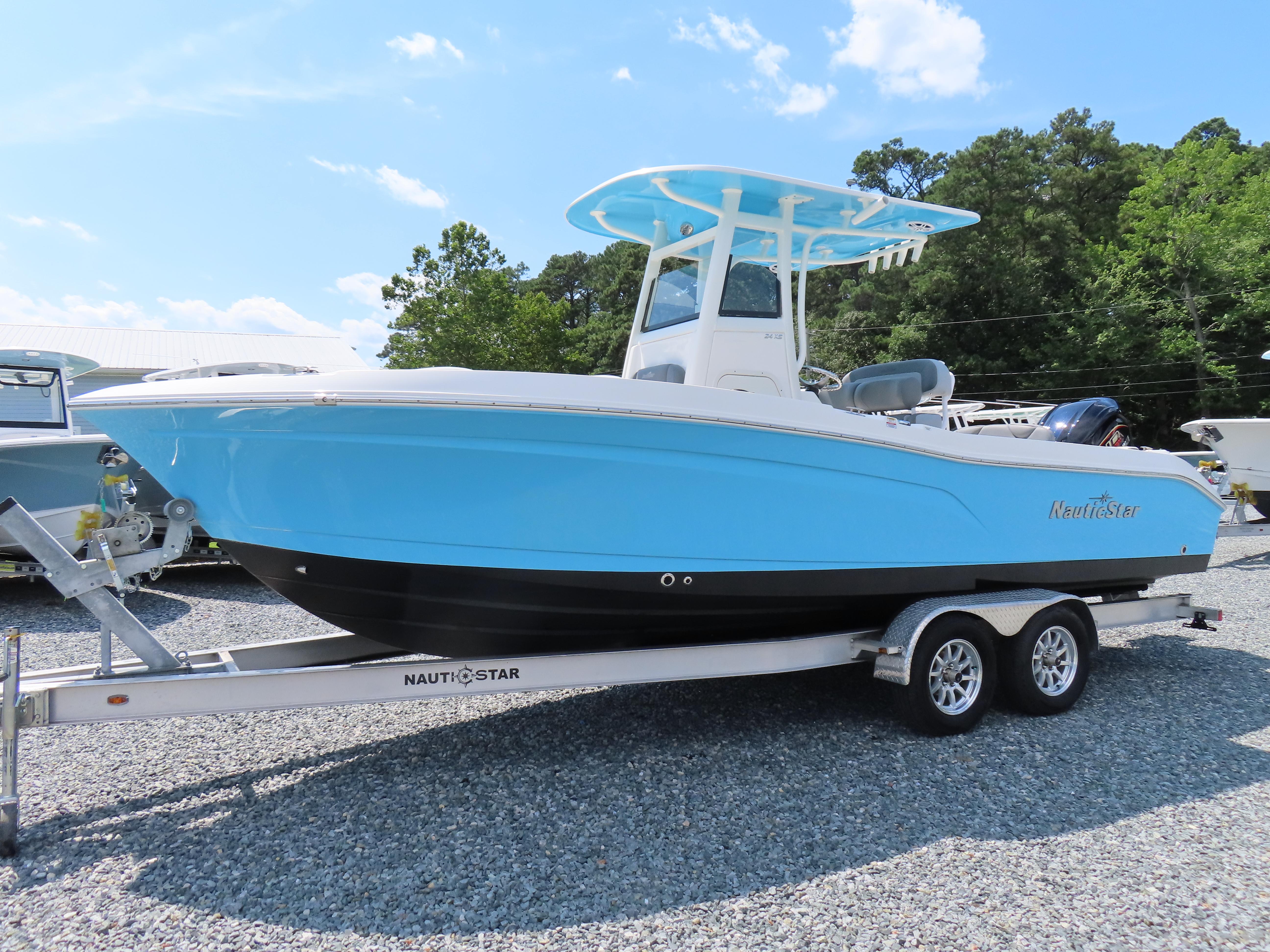 2023 NauticStar 24 XS