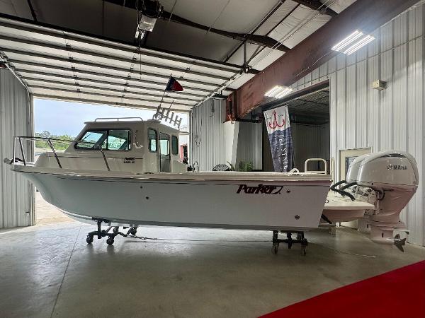 2025 Parker 2420 Sport Cabin