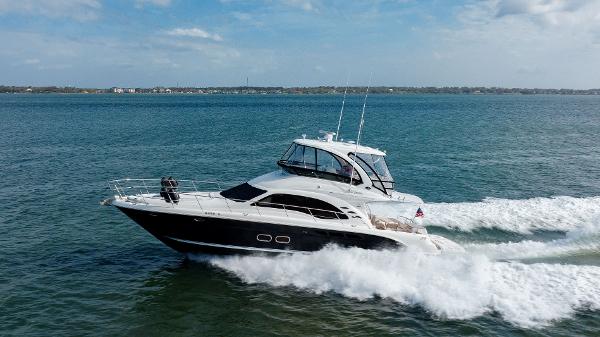 Sea Ray 52 Sedan Bridge 2008 Sea Ray 52 Sedan Bridge yacht cruising on open water.