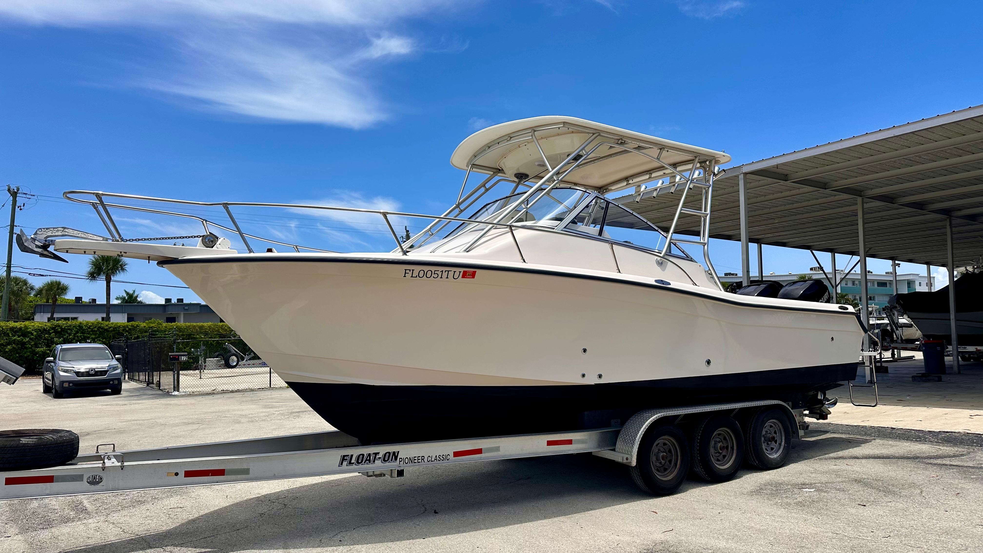 2000 Grady-White Express 265