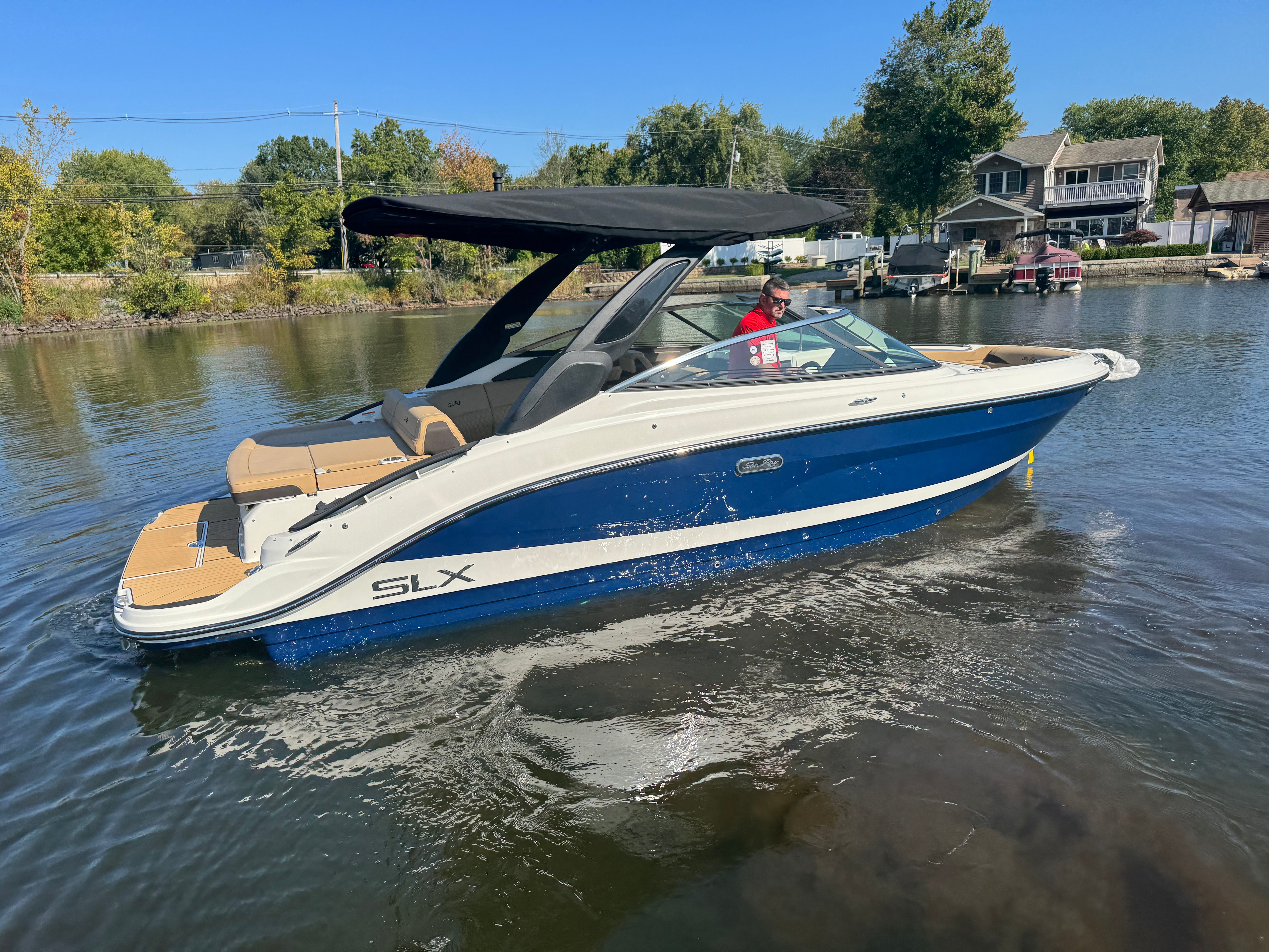 2026 Sea Ray SLX 260