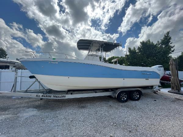 2004 World Cat 270 SF