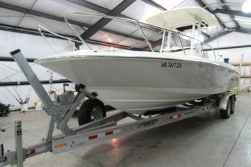2019 Boston Whaler 270 Dauntless