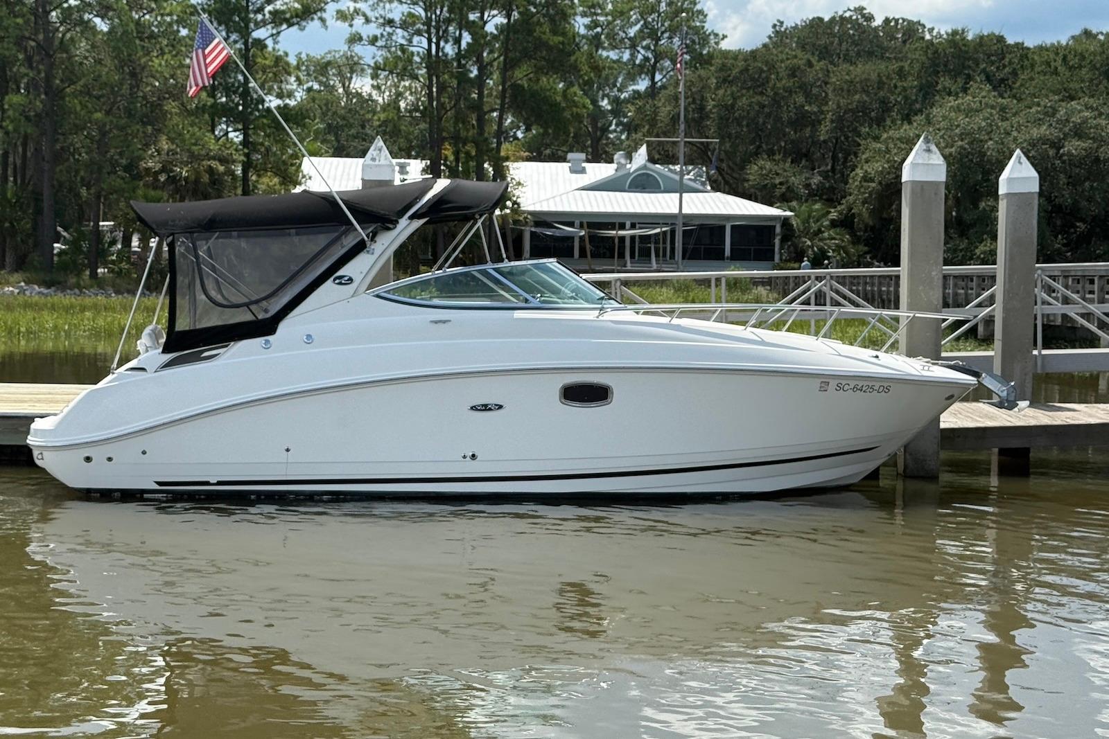 2009 Sea Ray 270 Sundancer