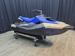 Sea-Doo Spark™ Trixx for 3 Rotax® 900 ACE™ - 90