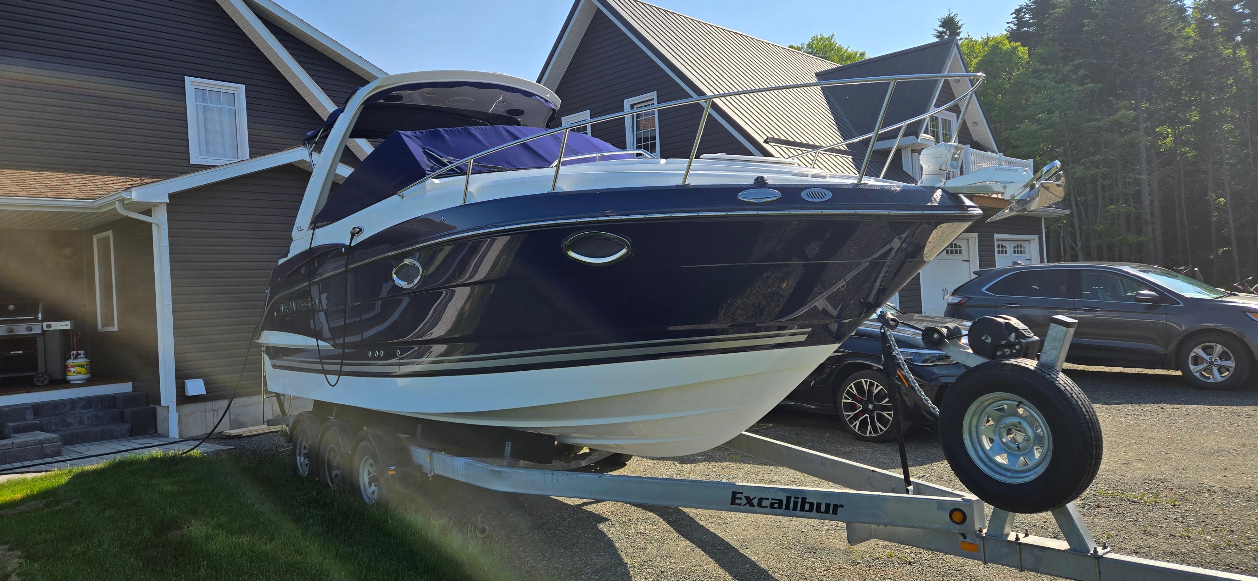 2016 Monterey 275 Sport Yacht