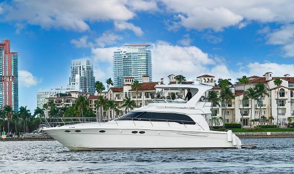 2001 Sea Ray 480 Sedan Bridge
