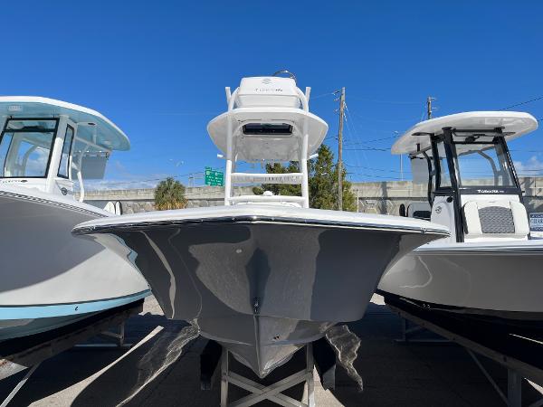 2026 Tidewater 2500 Carolina Bay