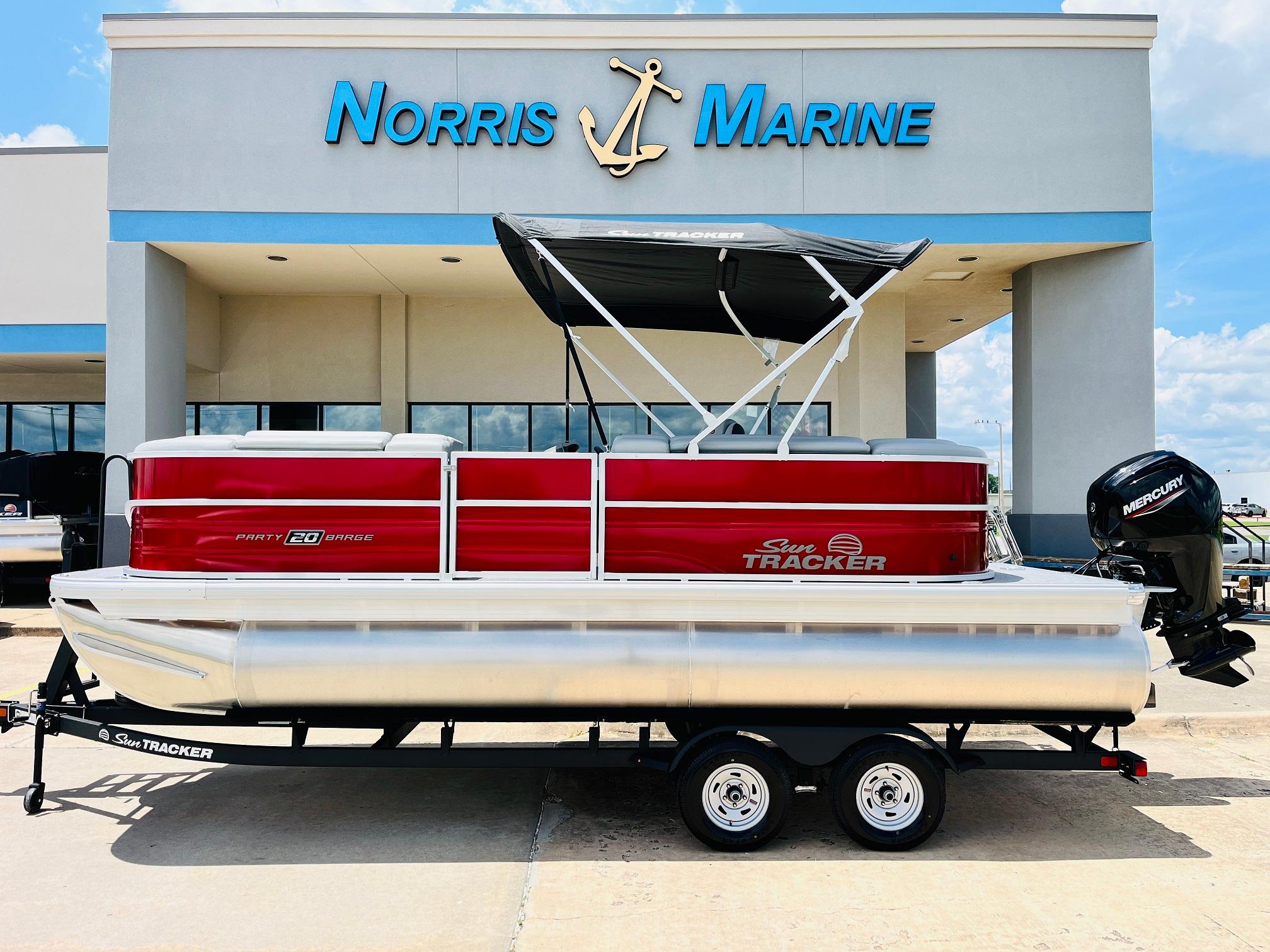 2026 Sun Tracker Party Barge 20 DLX