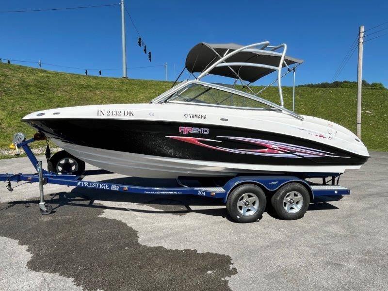 2007 Yamaha Boats AR210
