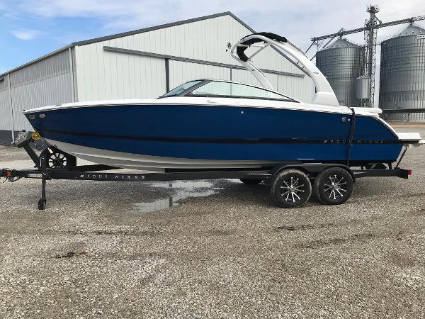 2025 Four Winns H4
