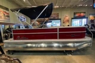 2026 Sun Tracker Party Barge 18 DLX