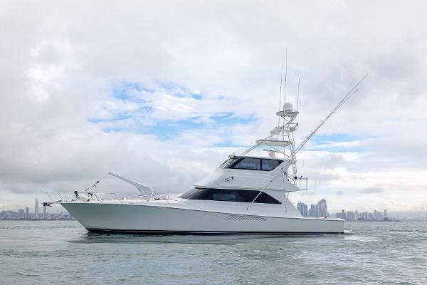 2001 Viking 61 Convertible