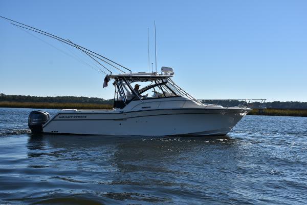 2017 Grady-White Express 330