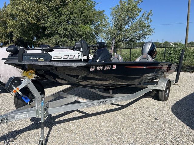 2021 Xpress Boats X18 Pro