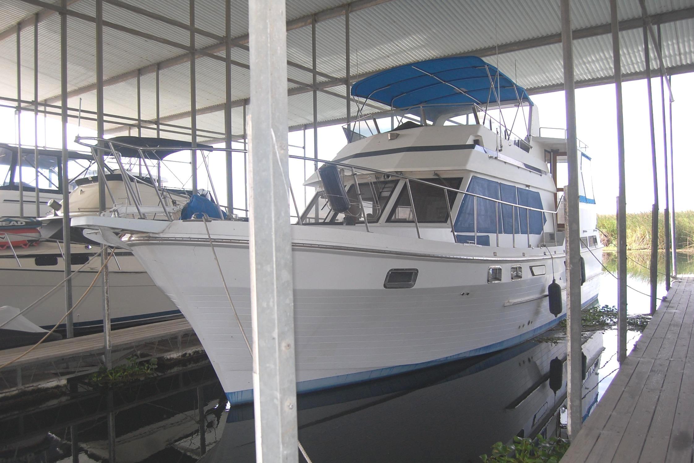 1988 CHB Ponderosa Motor Yacht