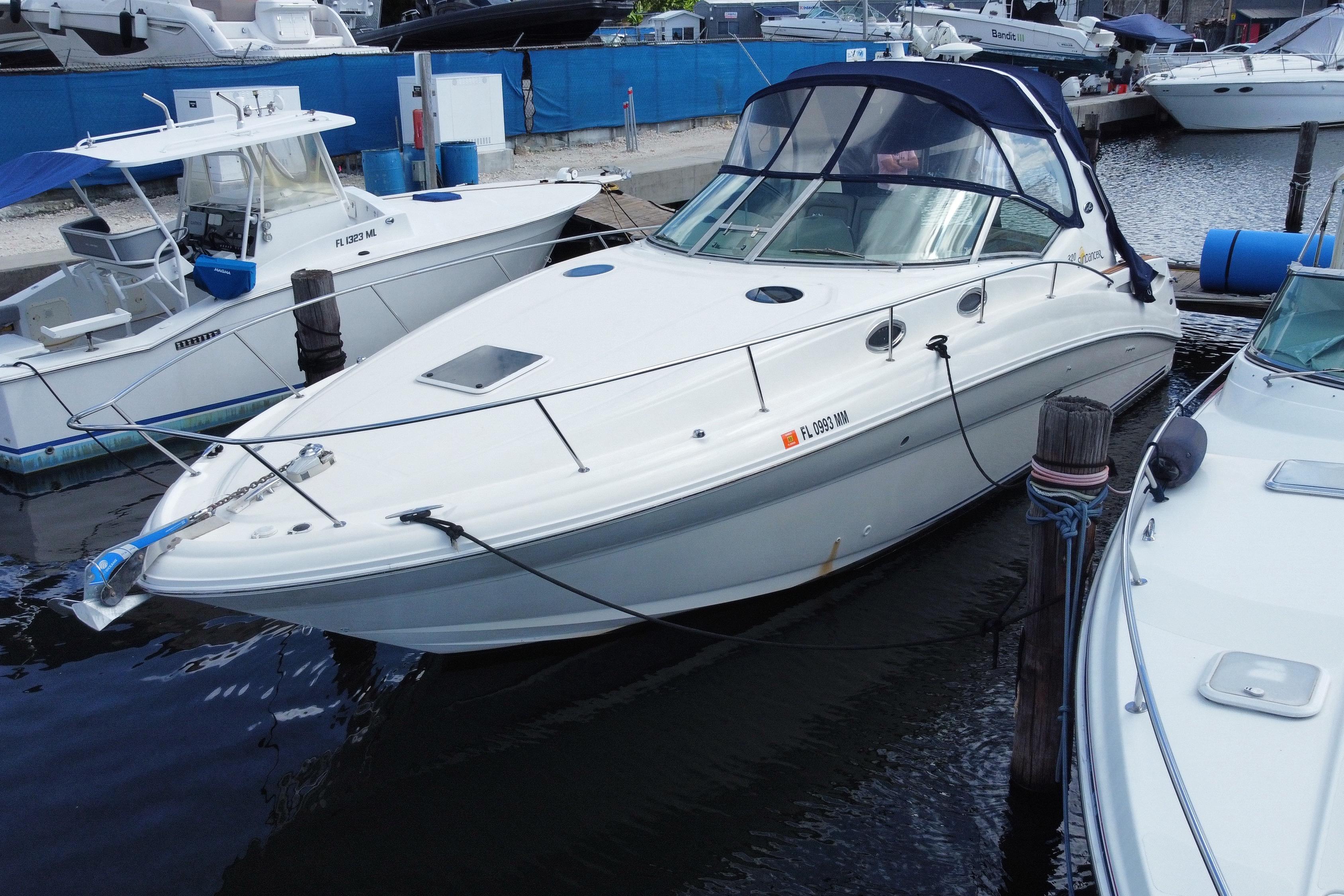 2002 Sea Ray 320 Sundancer