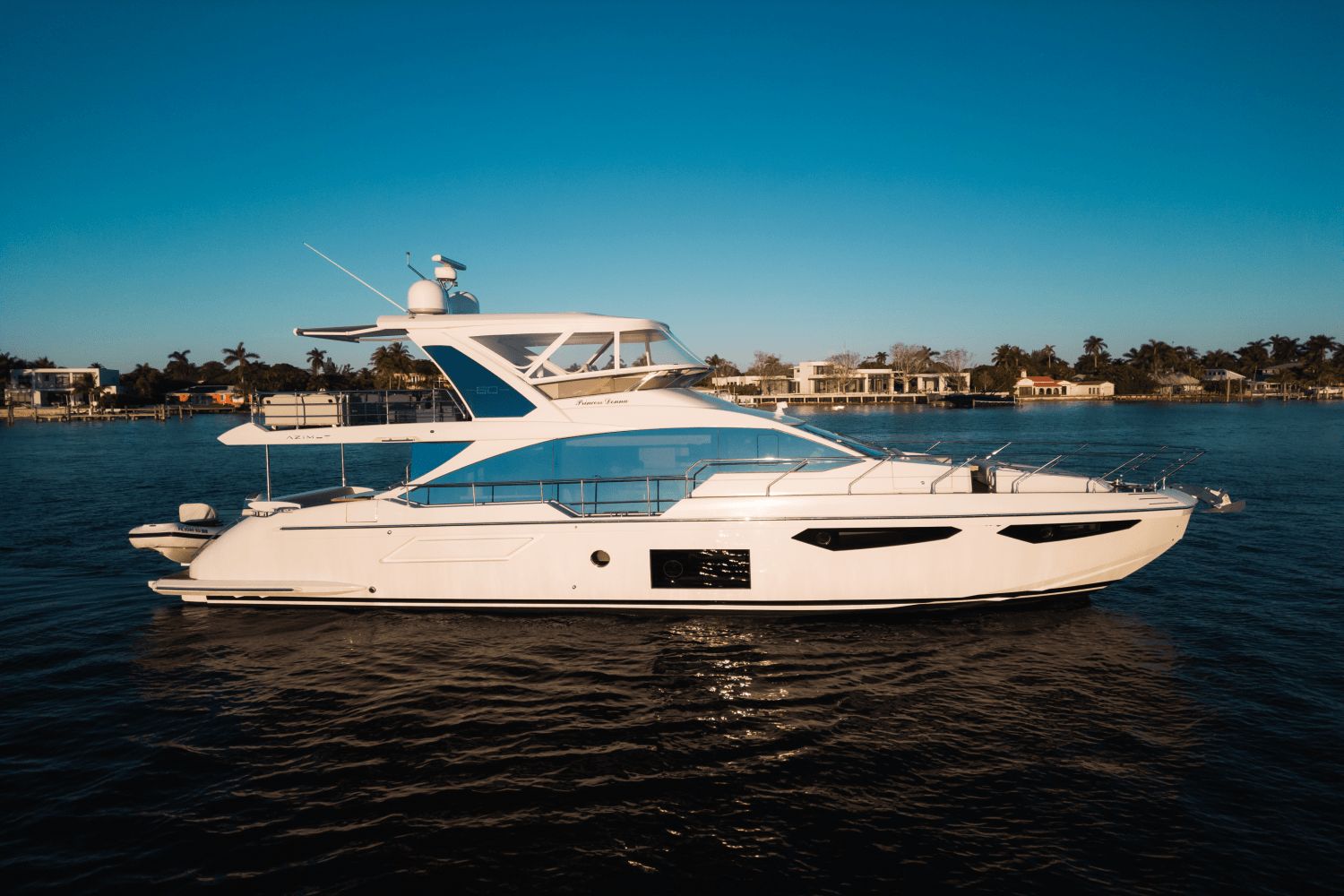 2021 Azimut 60 Flybridge