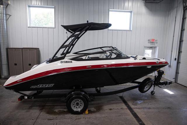 Yamaha Boats AR195
