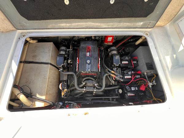 1993 Rinker Fiesta Vee 260