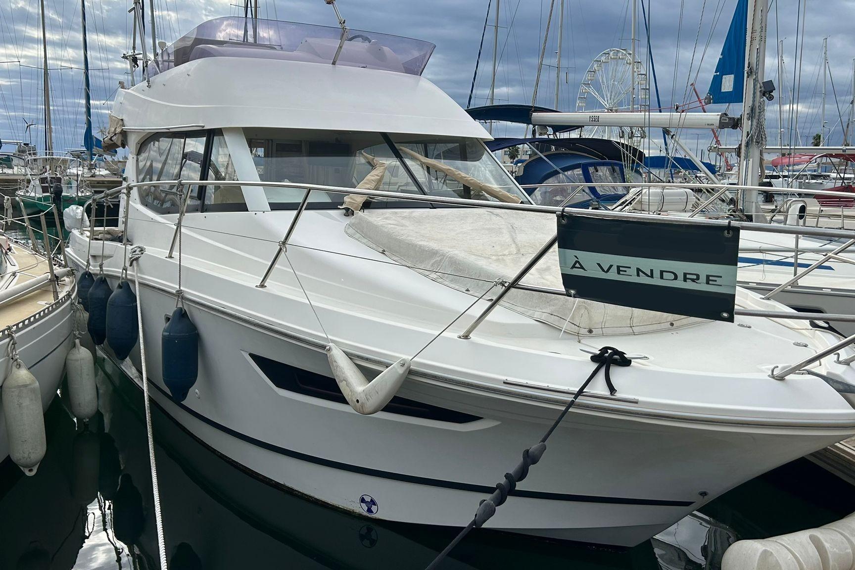 2010 Jeanneau Merry Fisher 10