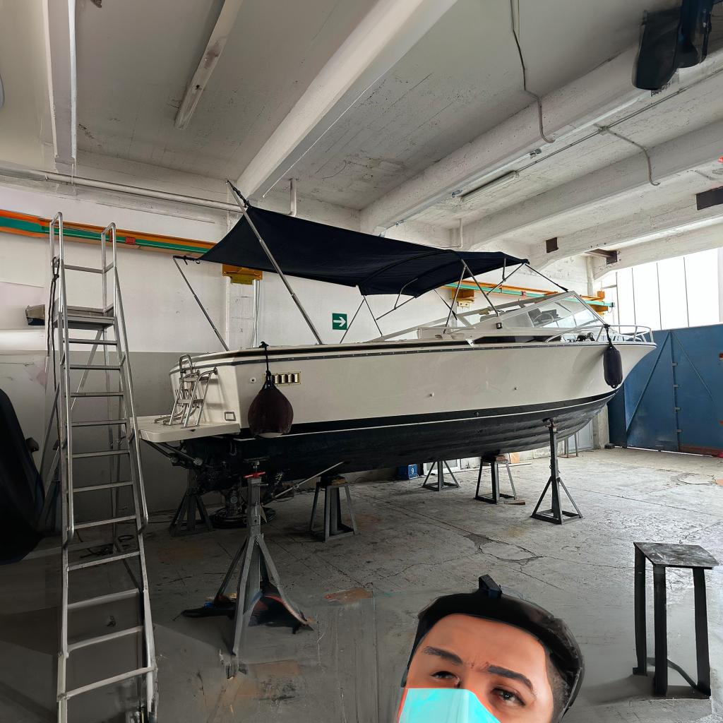 Bertram 28 Moppie