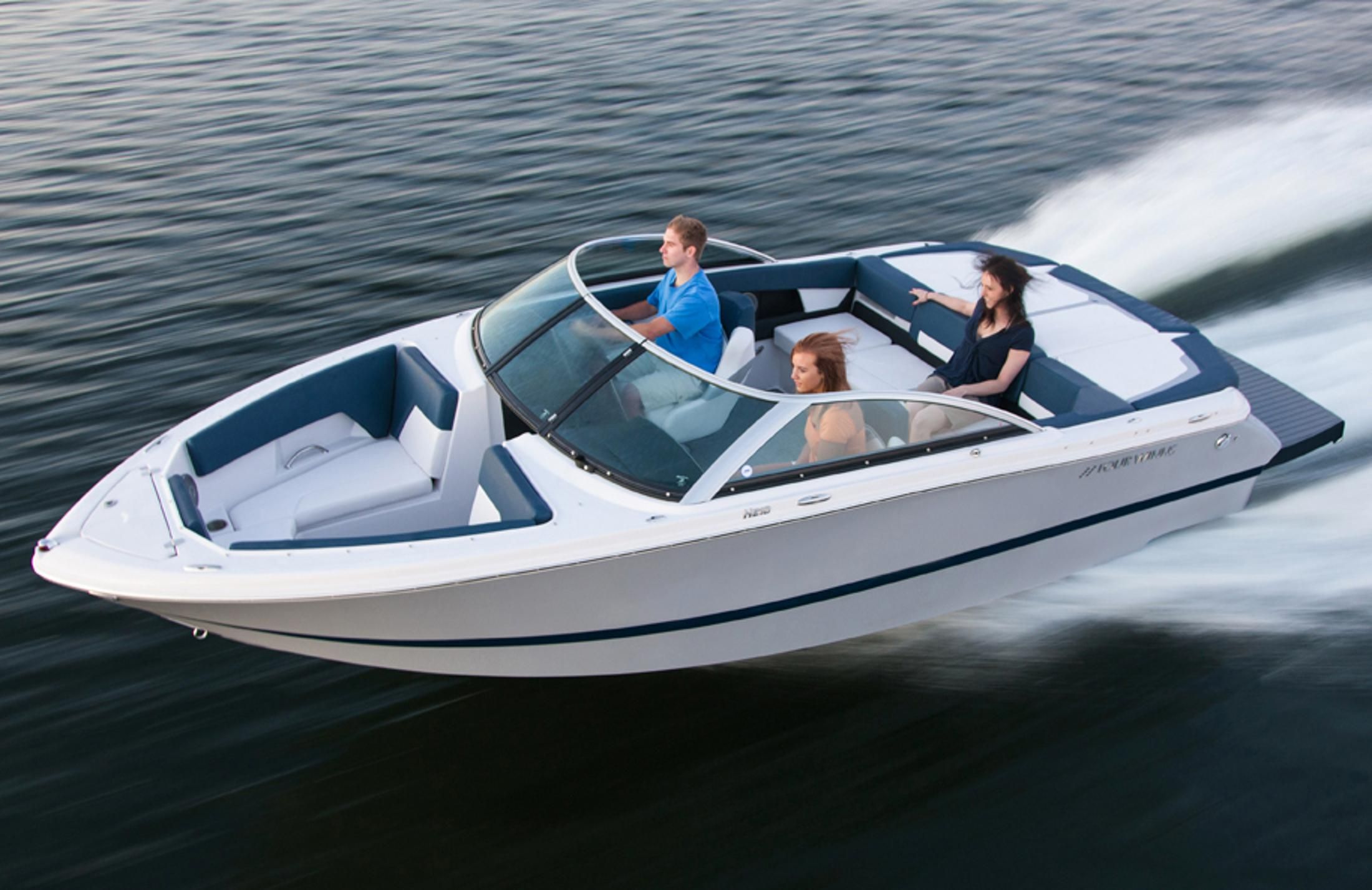 2013 Four Winns H210