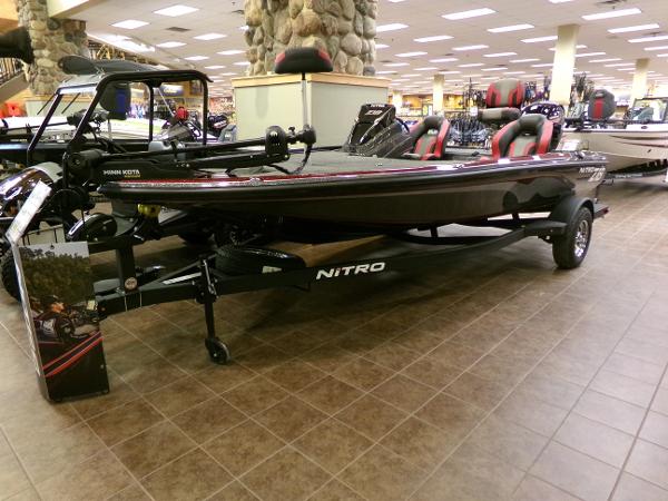 2025 Nitro Z18