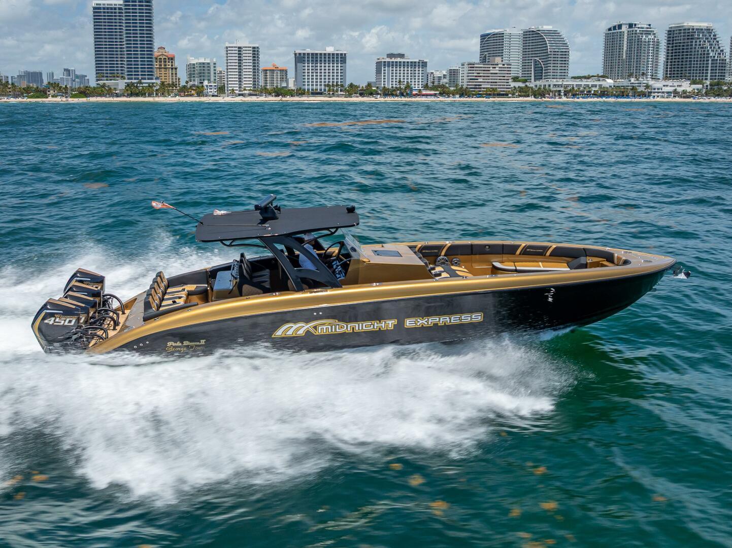 2023 Midnight Express 43 Open