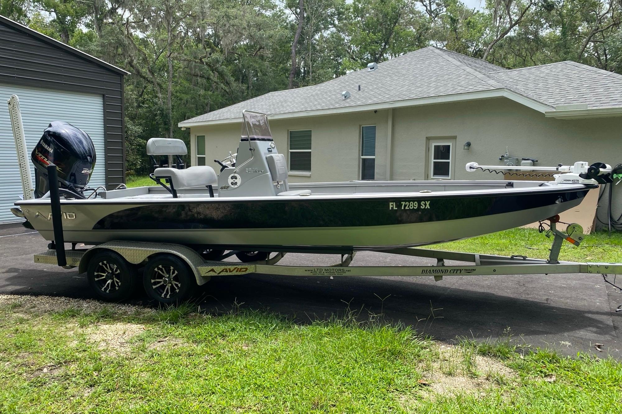 2021 Avid 23 FS Magnum
