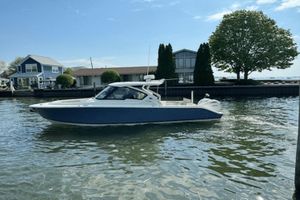 Pursuit DC 326 Dual Console