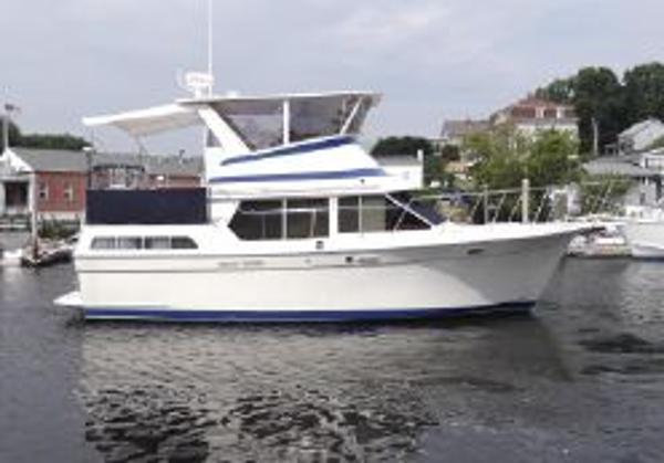 1987 Tollycraft Sundecker - Diesel