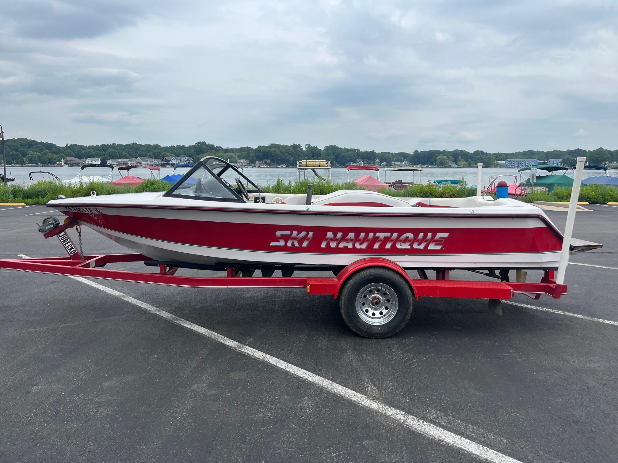 1993 Correct Craft Ski Nautique