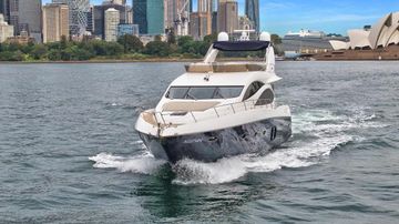 2009 Sunseeker Manhattan 70