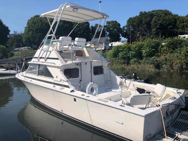 Bertram 28 Flybridge CRUISER