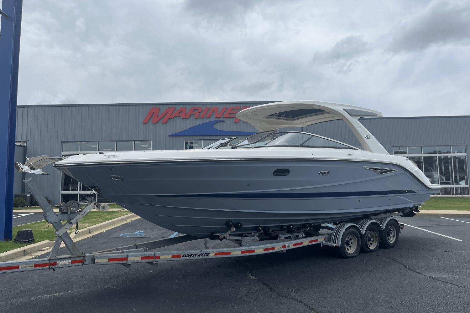 2025 Sea Ray SLX 310