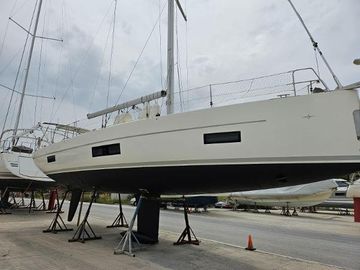 2019 Bavaria C45 Style