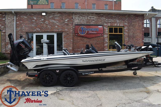 2025 Phoenix Bass Boat 721 ZXL