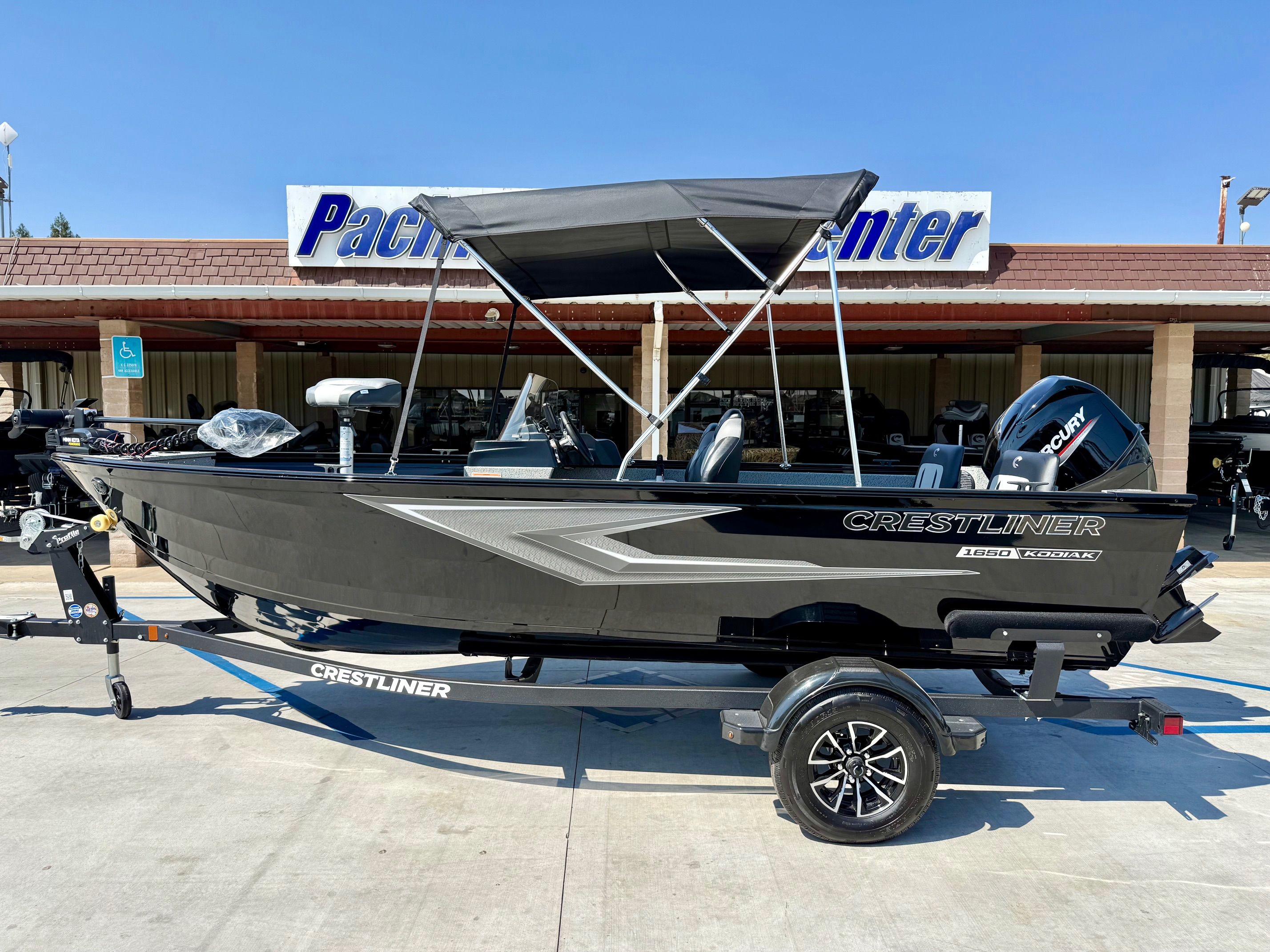 2025 Crestliner Kodiak 1650 SC w/ 60HP Mercury!