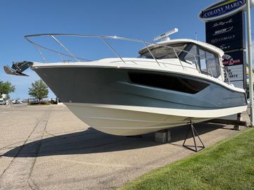 2025 Boston Whaler 365 Conquest