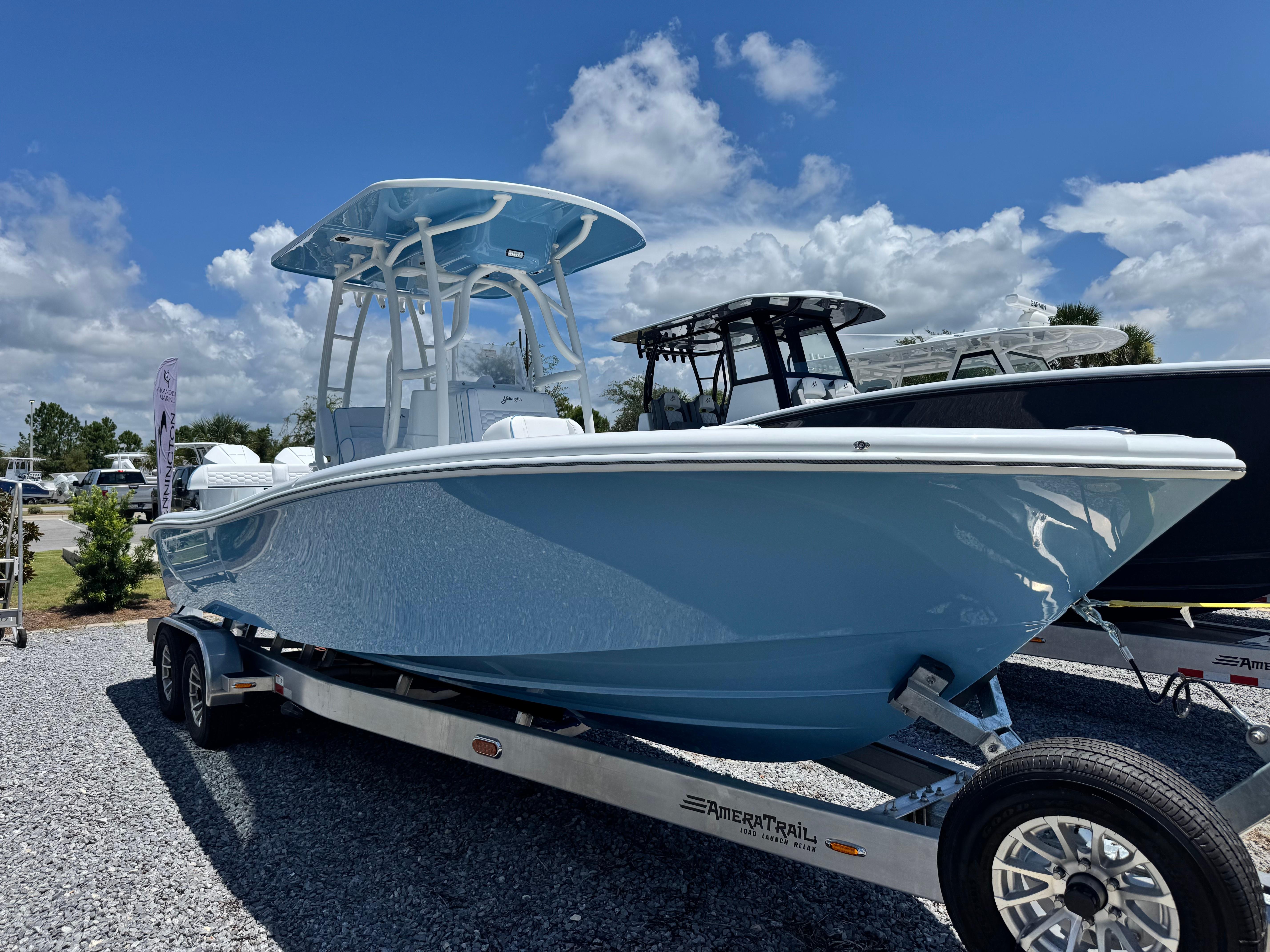 2026 Yellowfin 26 Hybrid