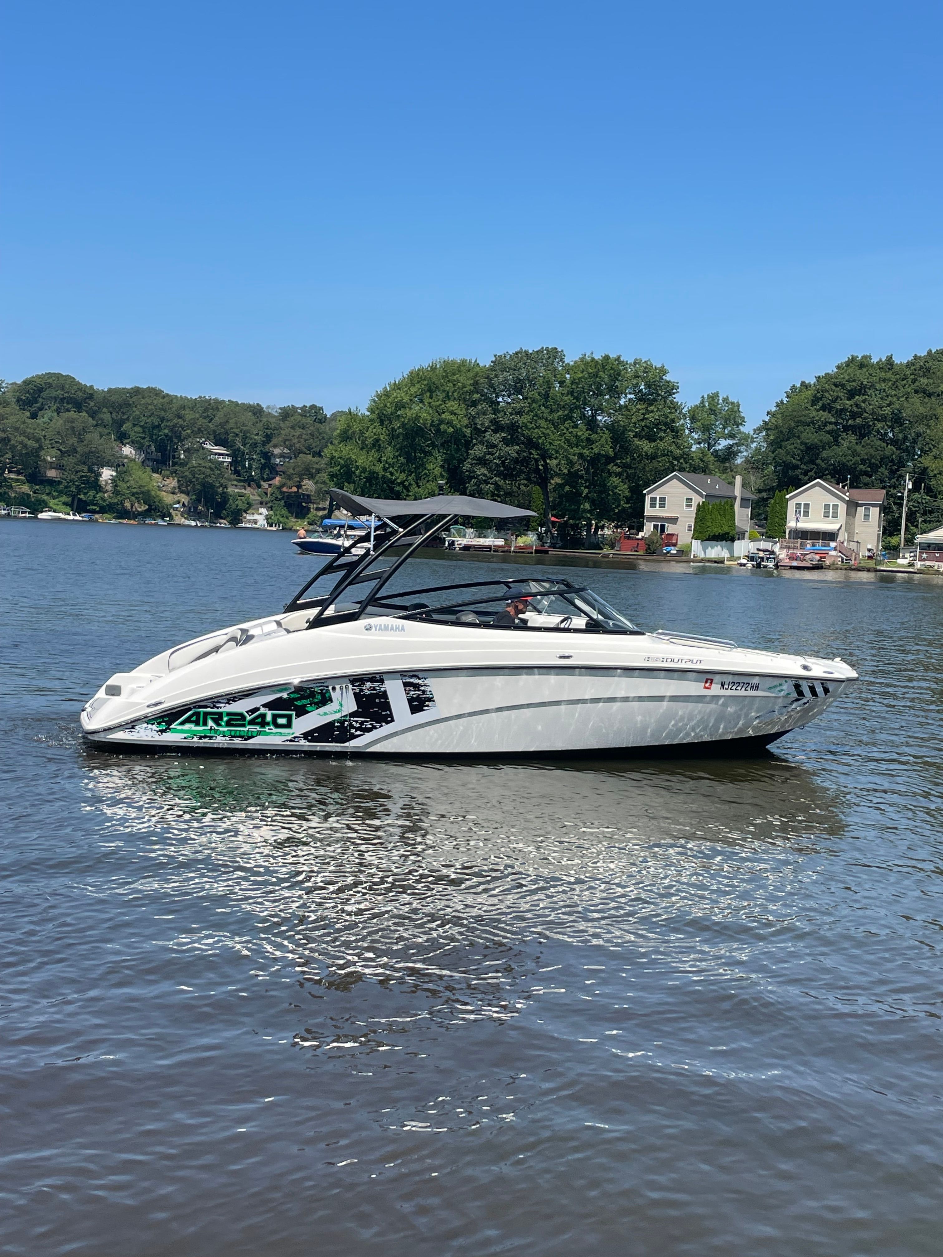 2016 Yamaha Boats AR240