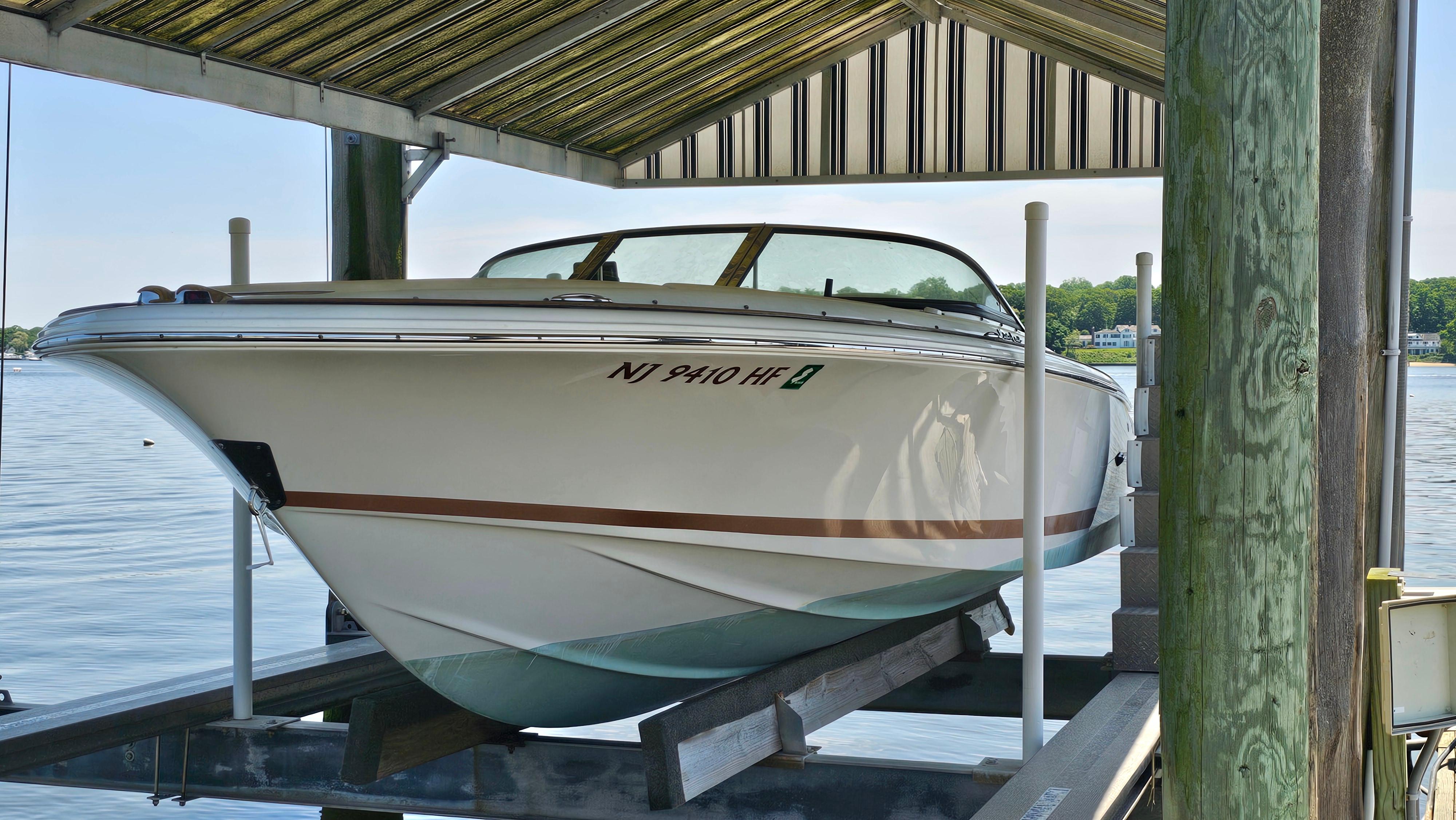 2013 Chris-Craft Launch 22