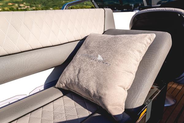 Alfastreet NEW !!! 23EVO CABIN 280